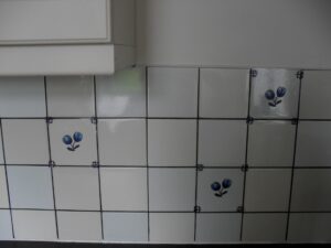 Pimp je betegelde keukenachterwand met 10 tegelstickers