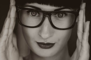 Bates methode: Weg met die bril en contactlenzen?