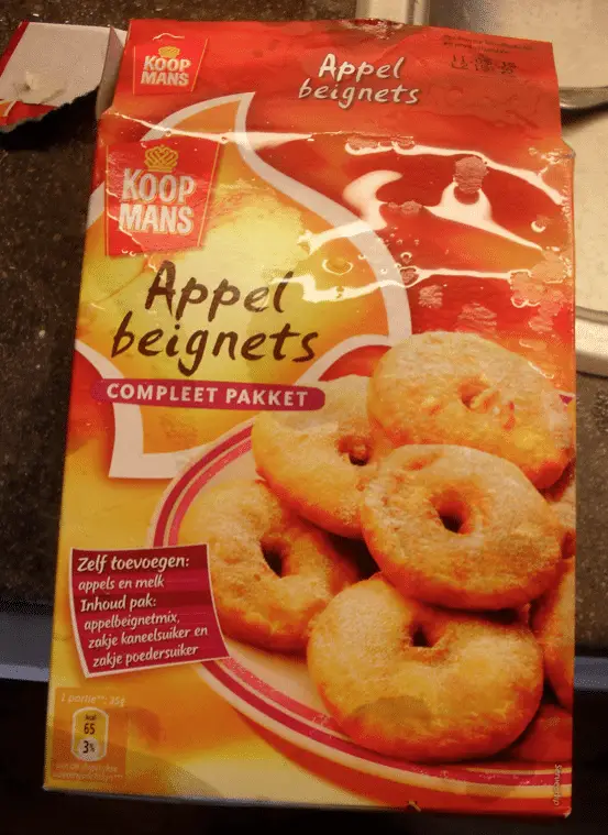 Oliebollen en appelbeignets zelf maken 2 appelbeignets opwarmen