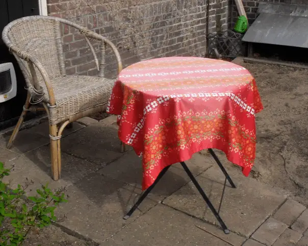 Trends in tuinmeubels: van wit plastic tot steigerhout : ) 9 tuinmeubel