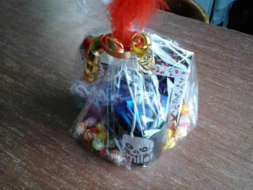 cadeau inpakken folie
