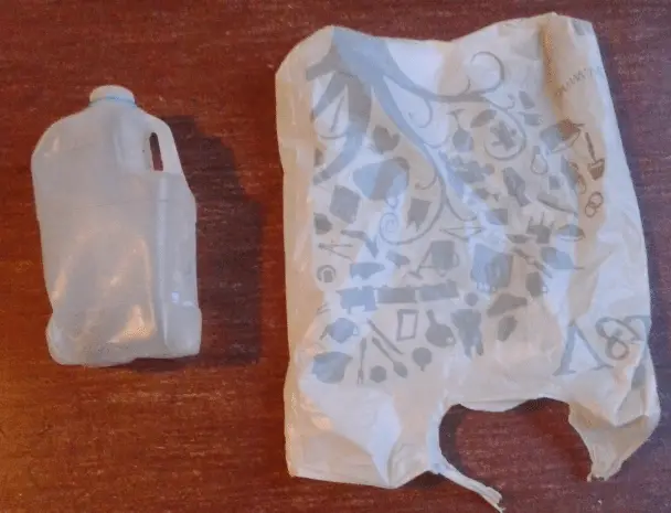 Spook maken van plastic melkfles in 8 simpele stappen 2 benodigdheden