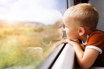 Over een jongetje dat zo graag met de trein wil