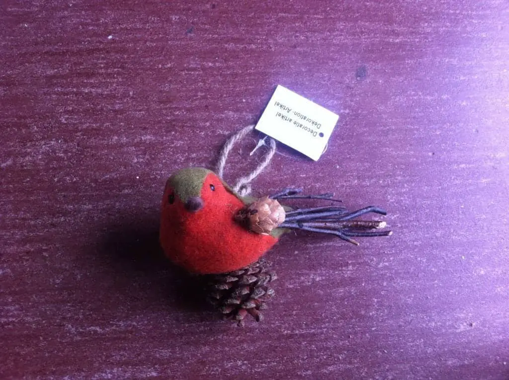 Wat is een leuk cadeau voor een 41-jarige vrouw? 1 Roodborstje
