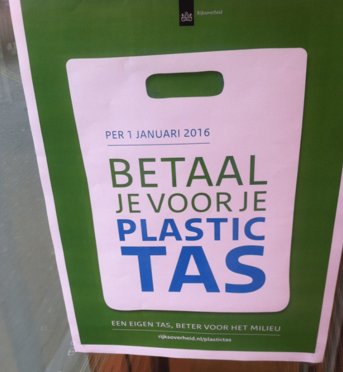 Per 1 januari 2016 betaal je voor je plastic tas