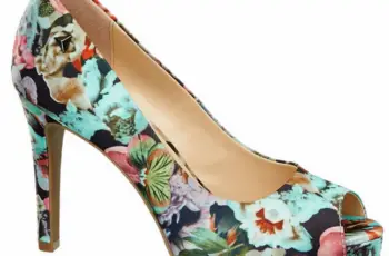 Bloemen schoenen