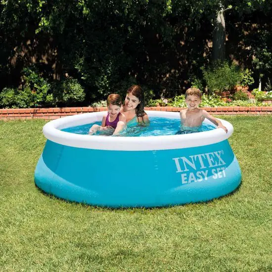 Kleine tuin inspiratie 7 zwembad in kleine tuin