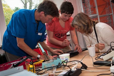 Kapot? Geef het een tweede kans! 2 repair cafe