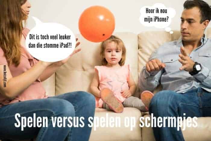 'Gewoon' spelen versus spelen op schermpjes