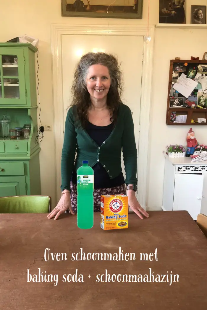 oven schoonmaken met baking soda