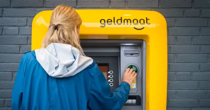 beschadigd geld storten