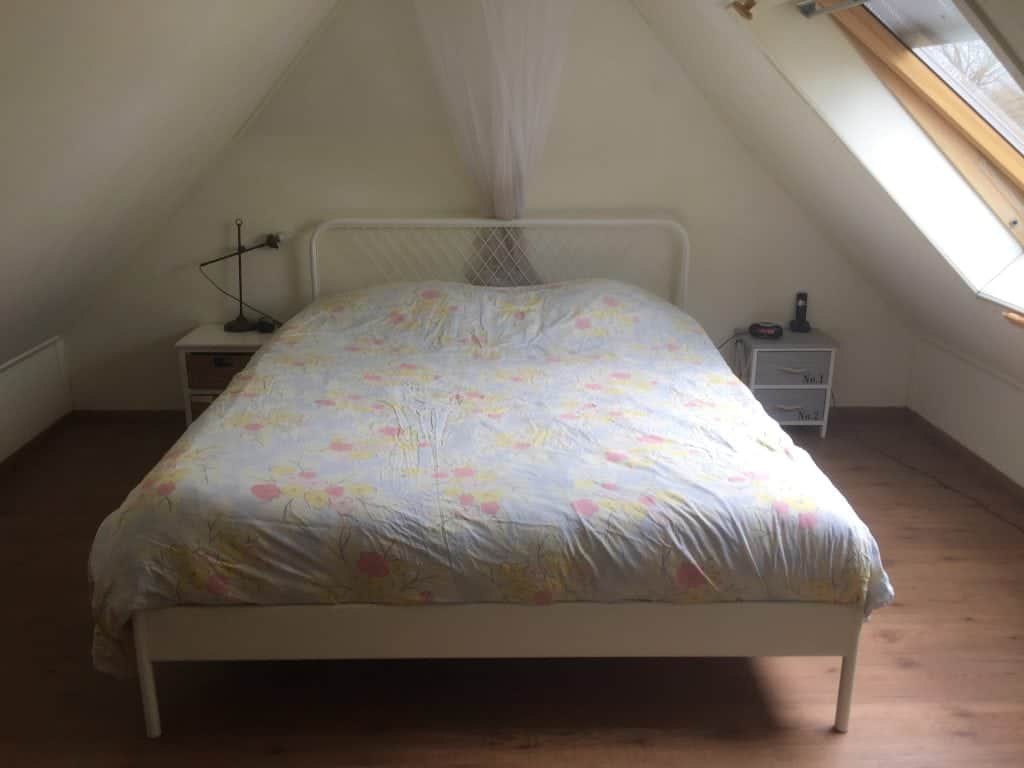 Ons nieuwe bed is van staal!