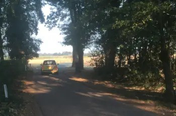 En daar gaat ze weer + moederschap in beeld