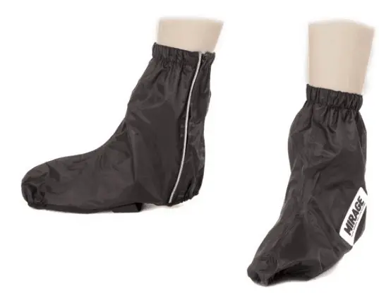 Regenlaarzen: draag jij ze? 4 regenhoezen schoenen
