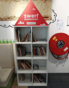 Zwerfboekenkast Hema Doetinchem