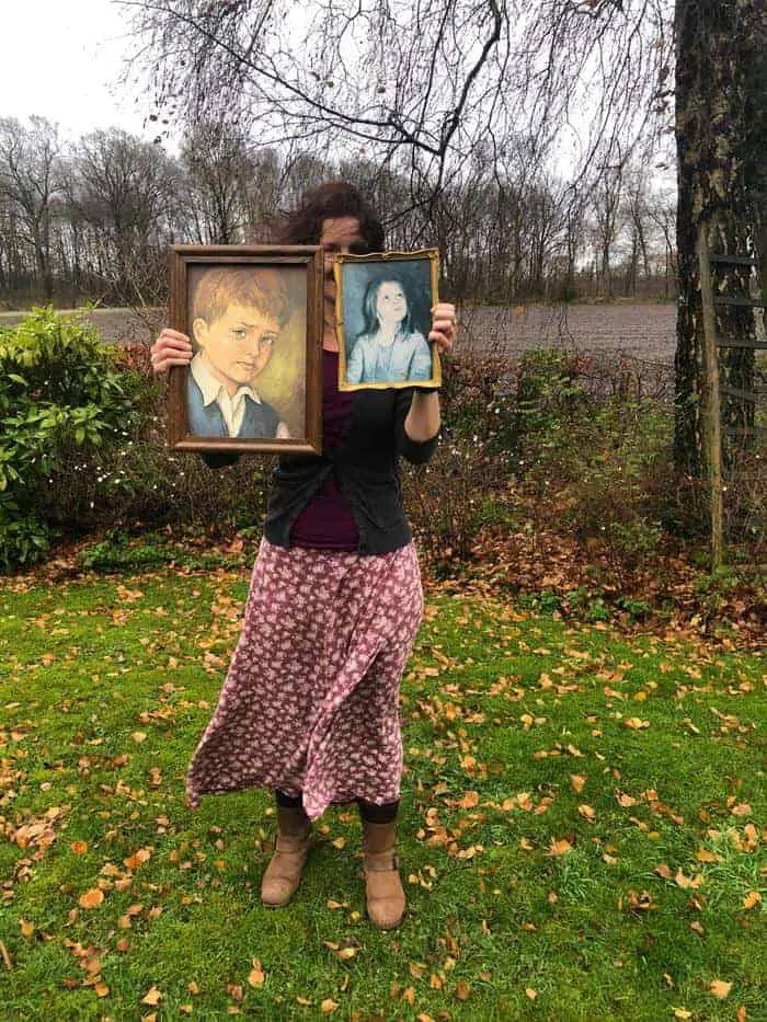 Huilend zigeunermeisje gevonden! 8 Huilend zigeunermeisje gevonden!