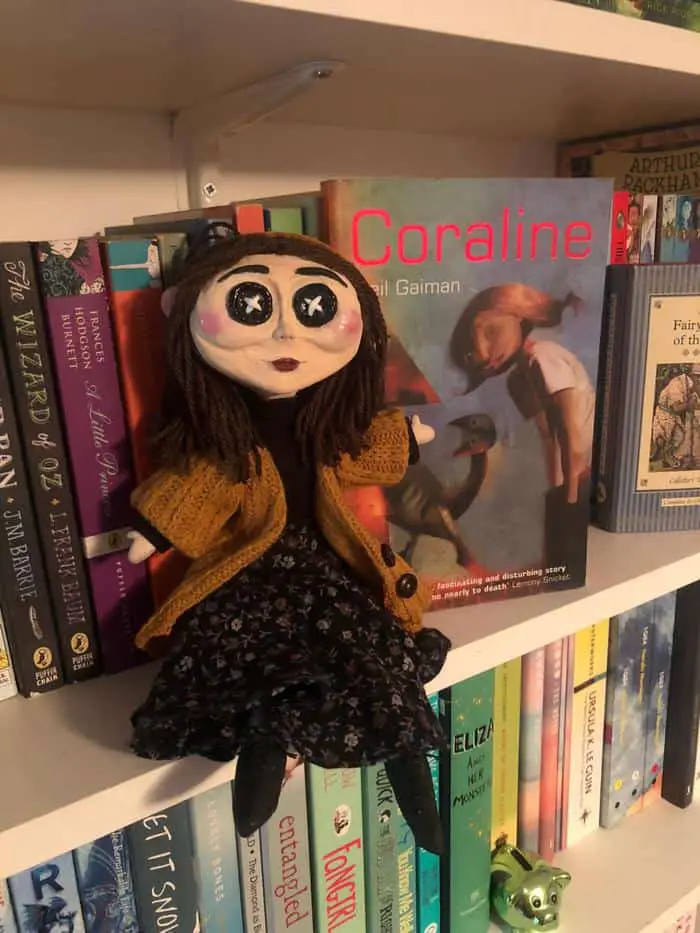 Coraline pop zelfgemaakt