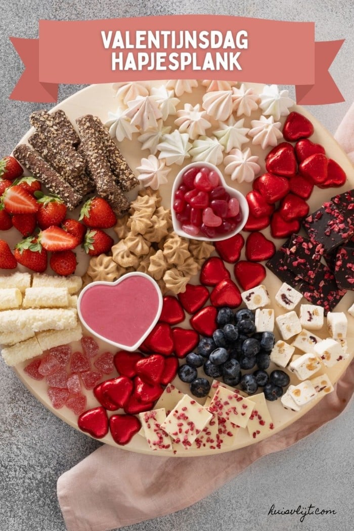 Valentijnsdag DIY: van ontbijt tot Valentijnsdag Borrelplank 2 valentijnsdag hapjesplank