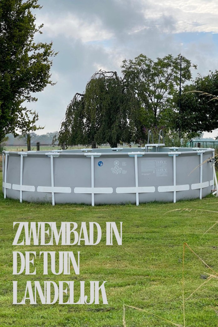 zwembad in de tuin landelijk