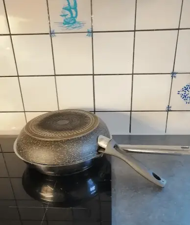 Universele deksel koekenpan gekocht voor 5,99 2 universele deksel