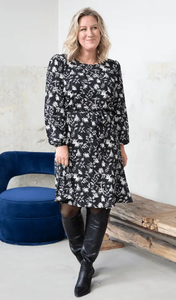Goedkope kleding: voor 2 tientjes er leuk uitzien? 2 goedkope kleding