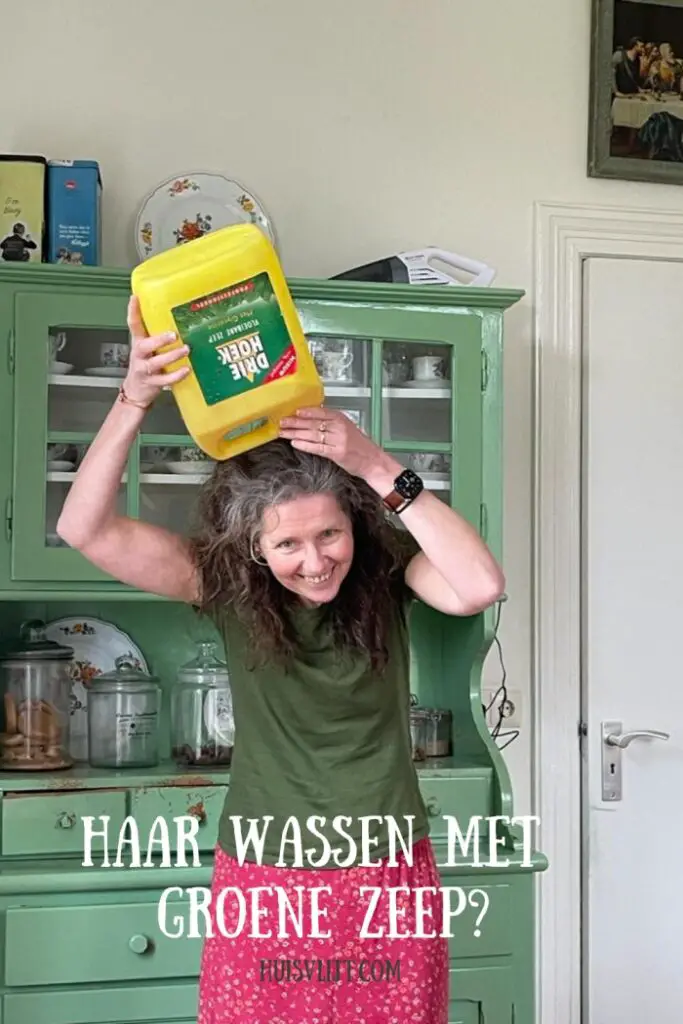 haar wassen met groene zeep