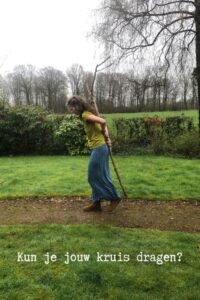 kun je je kruis dragen