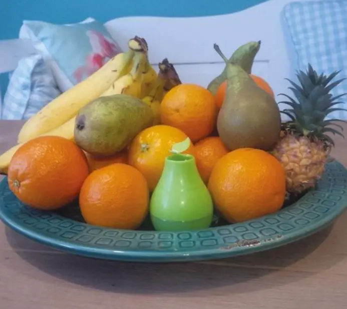 Fruitvliegen vangen: 3 simpele methodes! 3 fruitvliegen