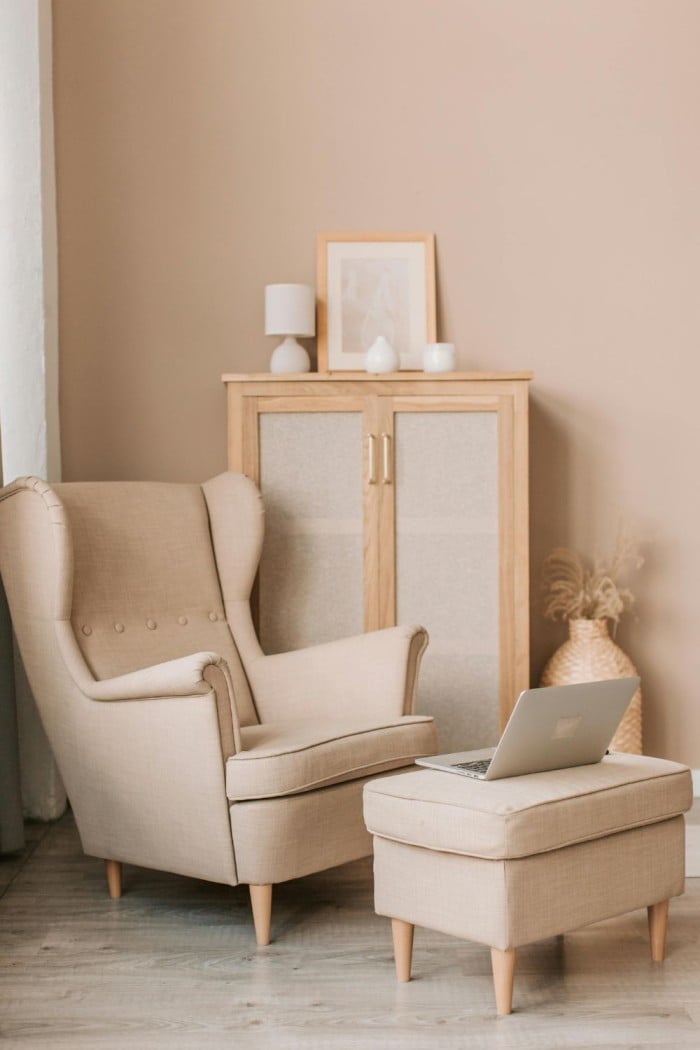 Waarom mensen géén salontafel hebben + 6 alternatieven! 2 salontafel idee