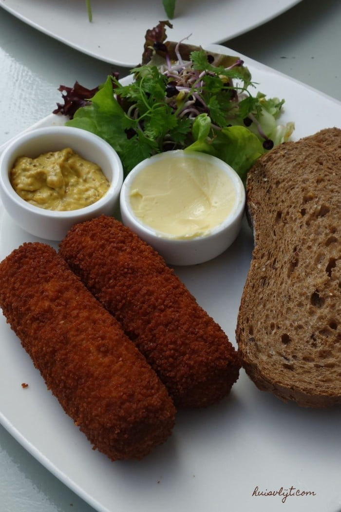 kroketten met brood