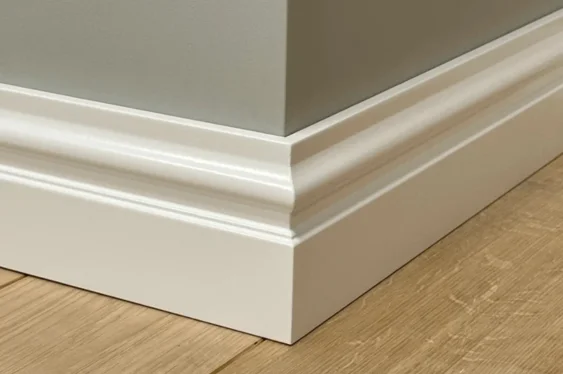 Zo maak je je woning compleet met de juiste plinten vloer 2 klassieke plinten