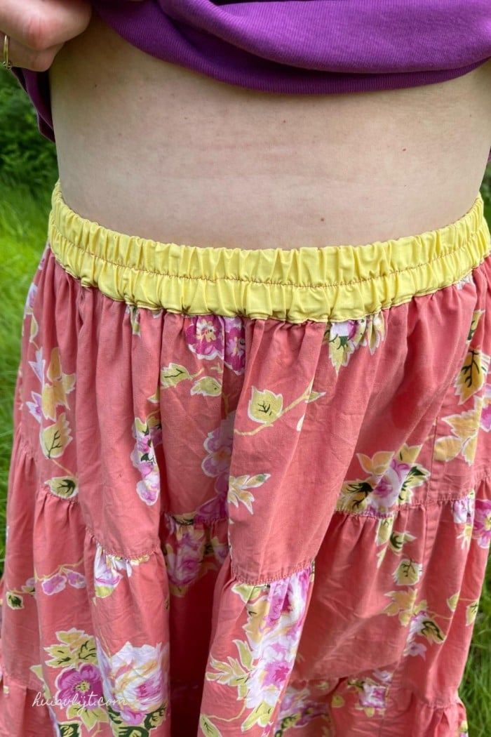 Kleding repareren in plaats van weggooien: een tweede kans voor mijn oranje rok 2 kleding repareren oranje rok met gele taillband