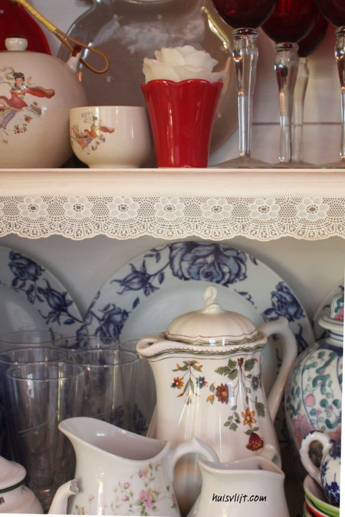 De buffetkast is terug: zo kies je er een die bij je eetkamer past 4 wat zet je in een buffetkast