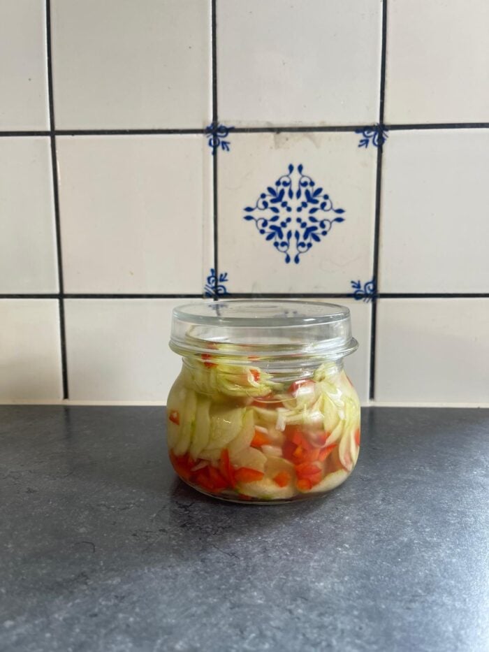 Komkommer salade in weckpot: waarom heb ik hier niet eerder aan gedacht! 2 weckpot met salade