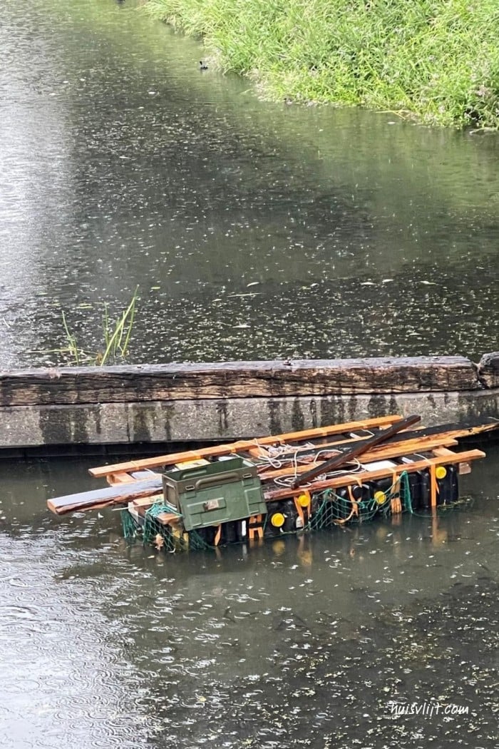zelfgemaakt vlot