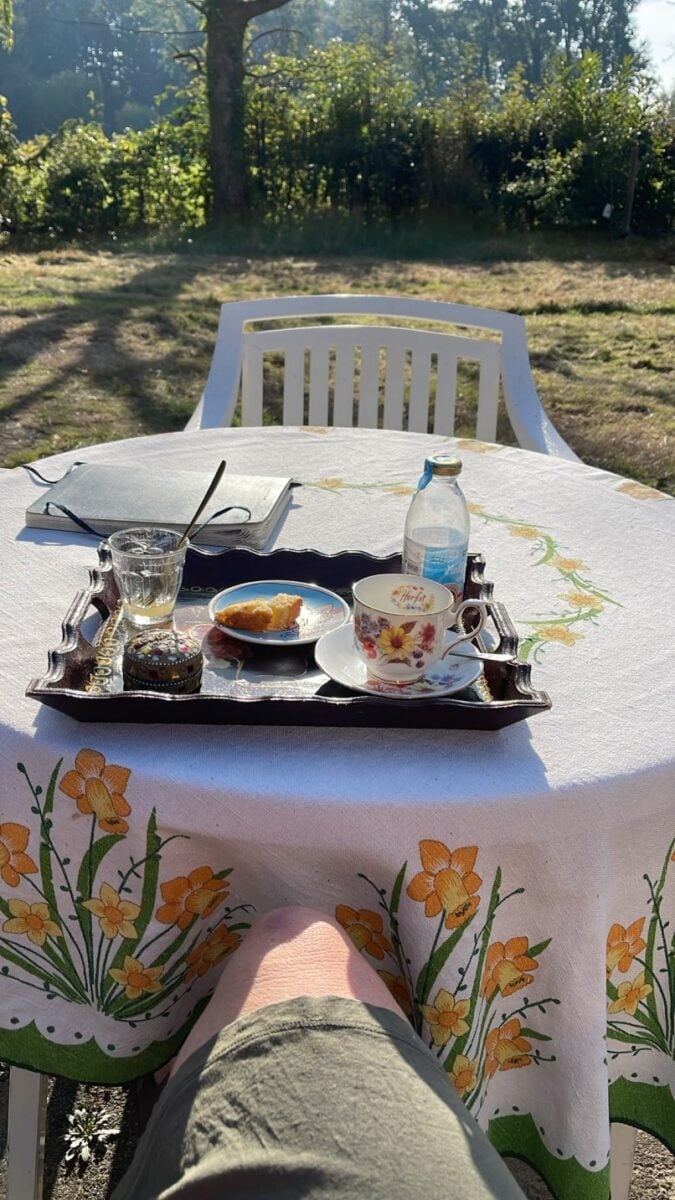 Geen zin om de parasol weer op te zetten? 1 buiten koffie drinken parasol